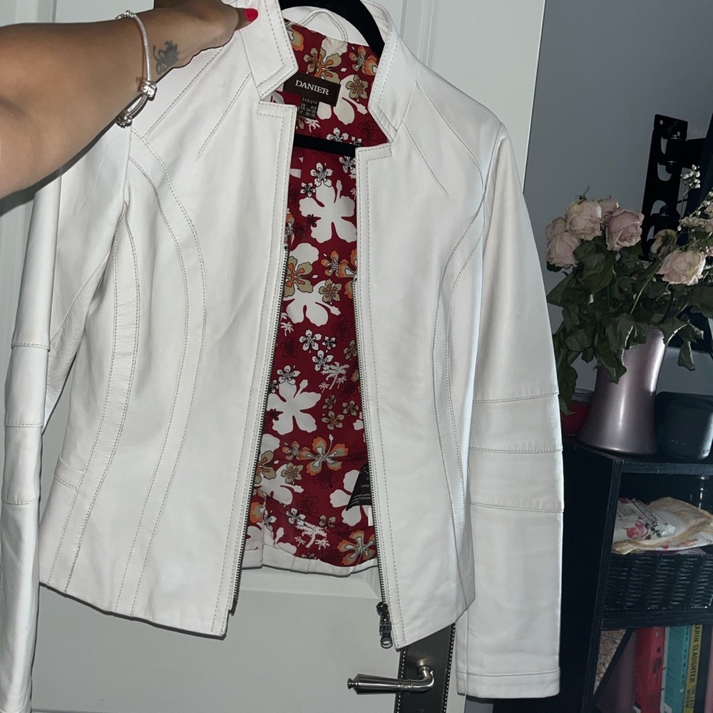 DANIER White Leather Jacket
